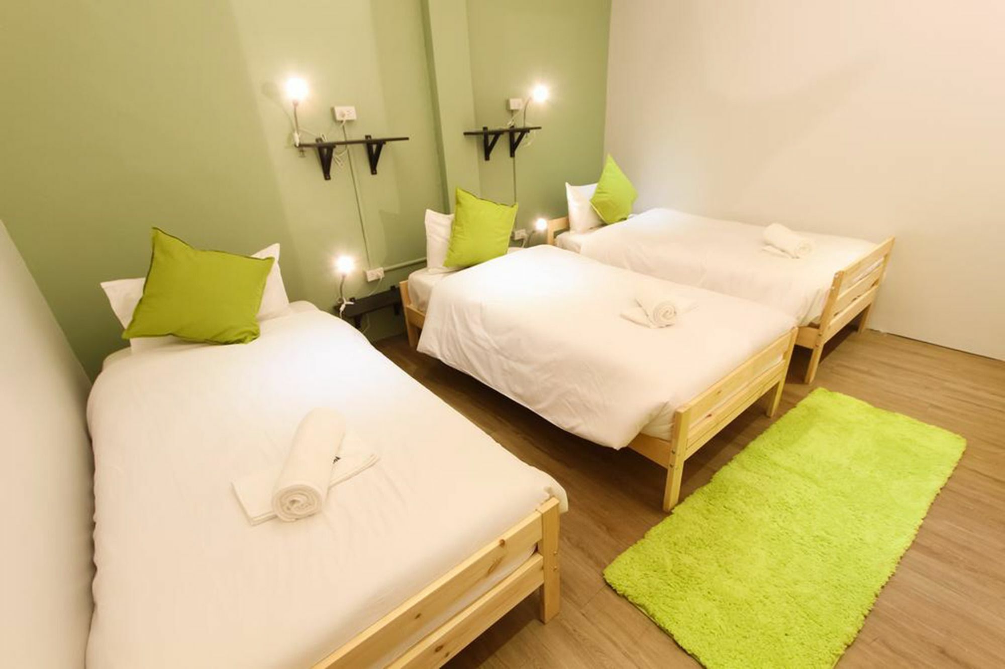 Bed and Breakfast Folk Poshtel Silom Бангкок Екстер'єр фото